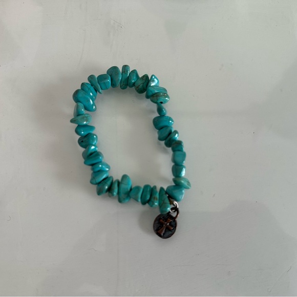 West & Co Turquoise Bracelet with Cross Charm - Picture 1 of 2